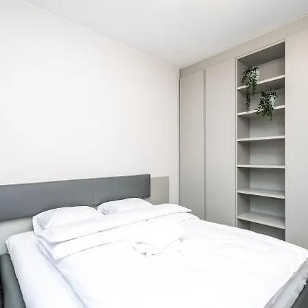 Rentplanet - Lubicz Apartamento
